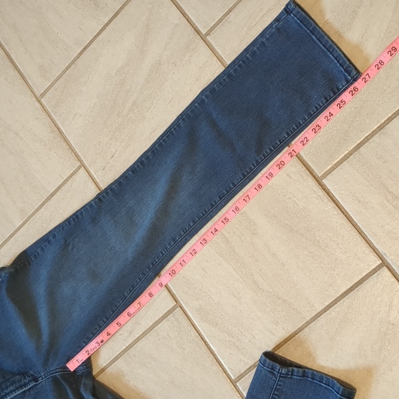 NYDJ Lift Tuck Technology with Slimming Tummy Panel Medium Wash 2P - Picture 9 of 11